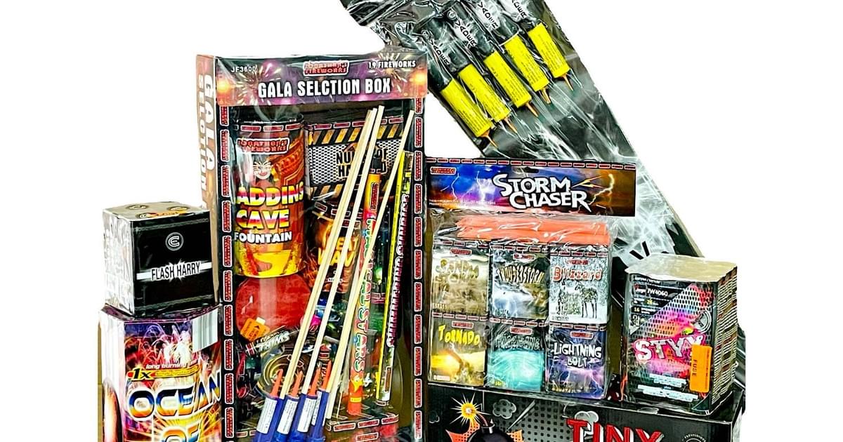 Small Firework Packages F2 Garden Fireworks package | Ultimate Garden Fireworks | Manchester