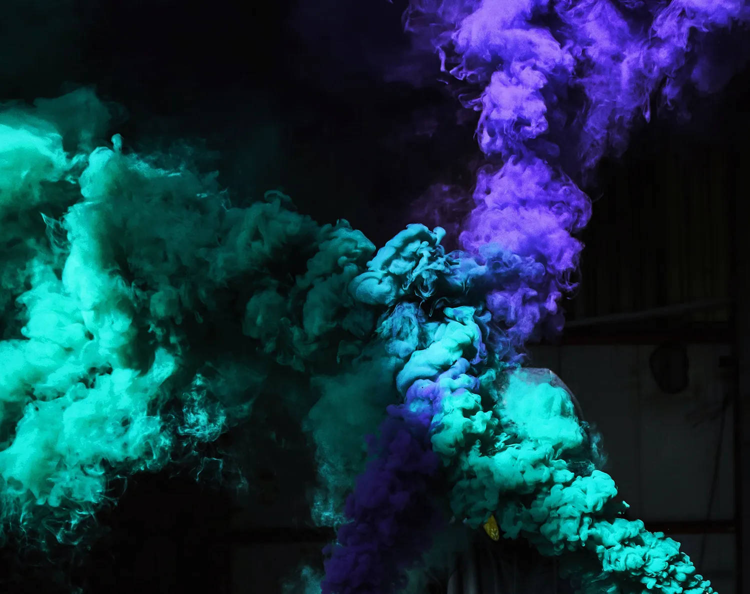 Smoke grenade