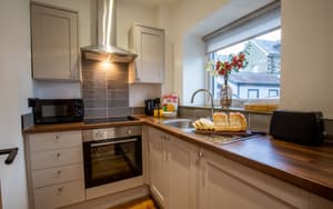 Aspen Apartment | Fully Functioning Kitchen