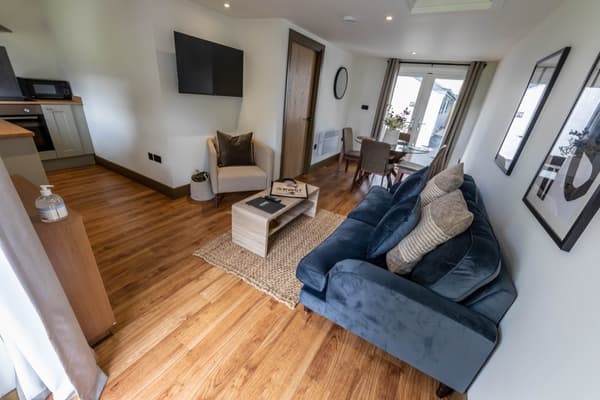 Elder Cottage | Spacious Living/Dining Area