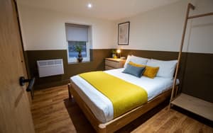 Pine Cottage | Luxurious Double Bedroom Sleeps 2