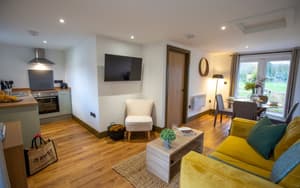 Silver Birch Cottage | Spacious Living/Dining Area