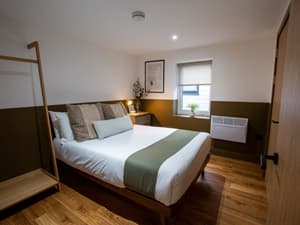 Cherry Cottage | Luxurious Double Bedroom Sleeps 2