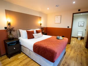 Mountain View Cottage | Luxurious Double Bedroom Sleeps 2