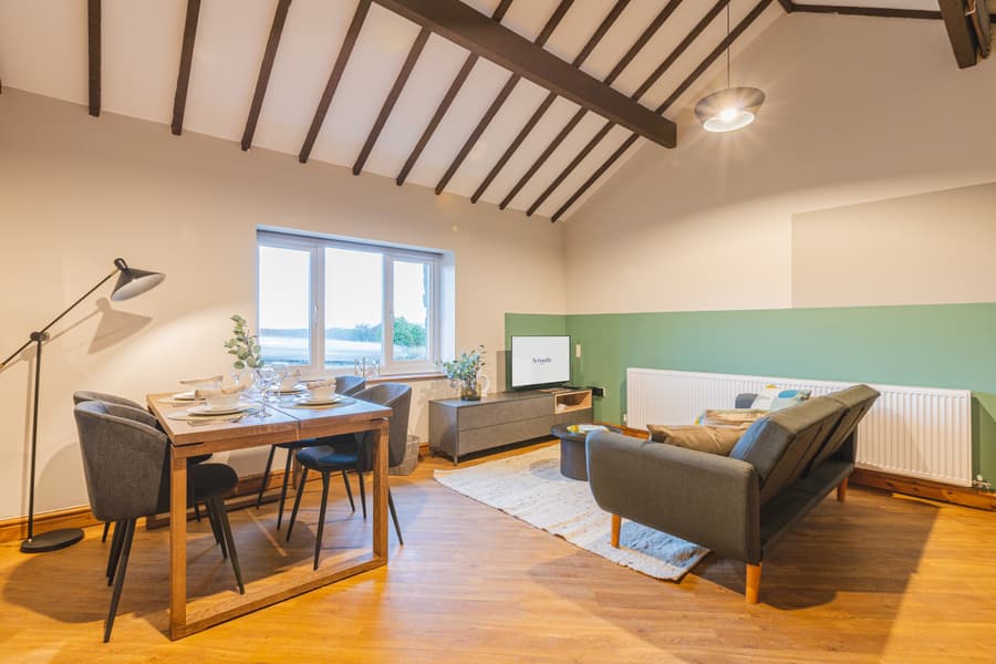 Robin Cottage Living and Dining Room