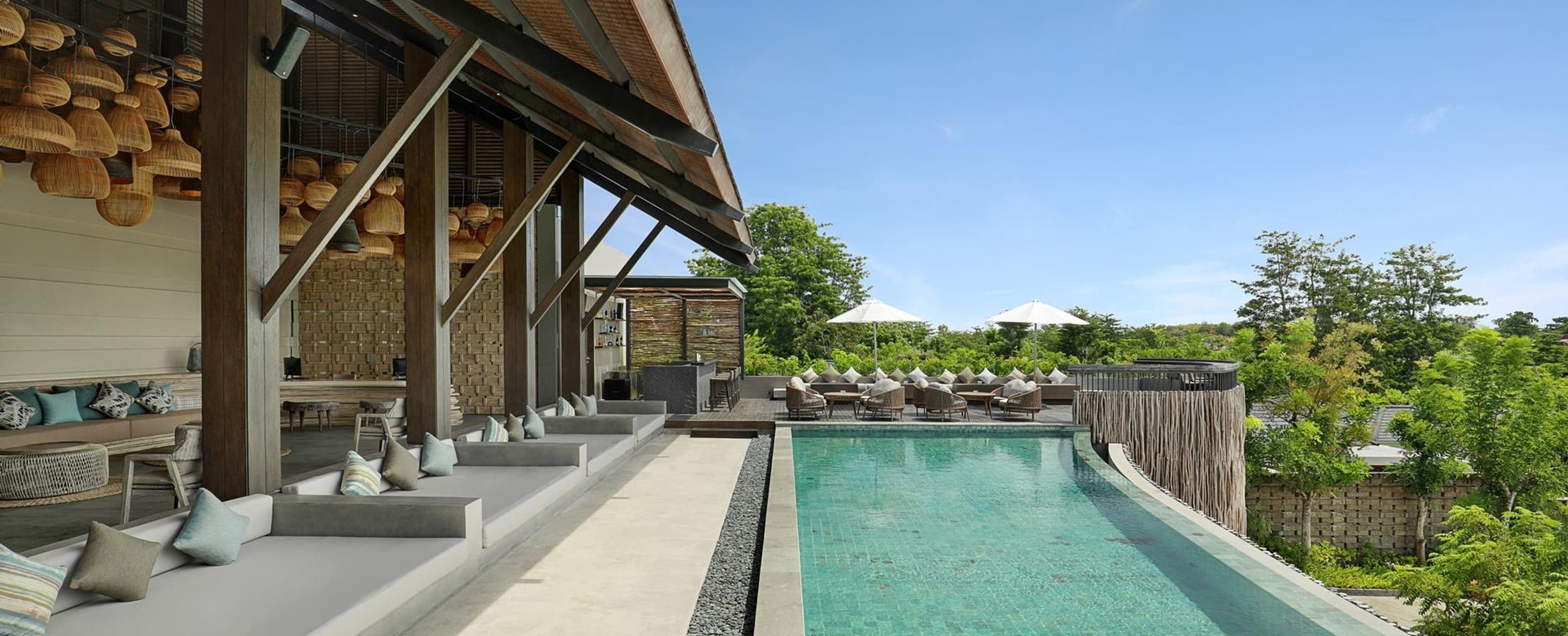 How Cross Hotels & Resorts use upselling to boost incremental revenue