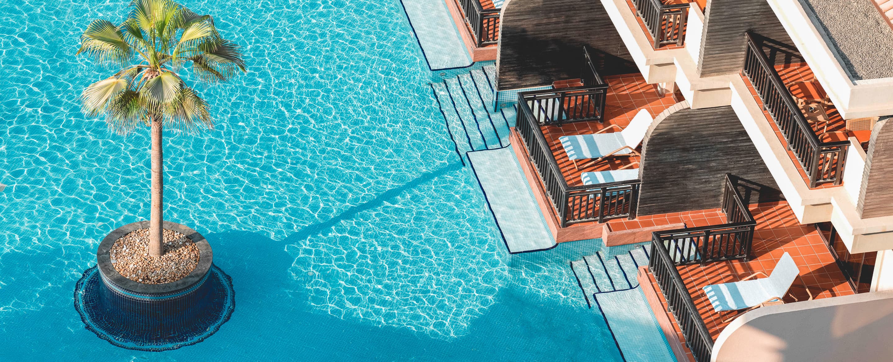 Anantara The Palm Dubai Resort Access Lagoon 2