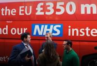 Vote Leave Campaign Bus Gradient