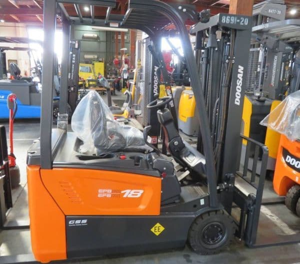 2021 Doosan Electric Forklift for Sale or Rent