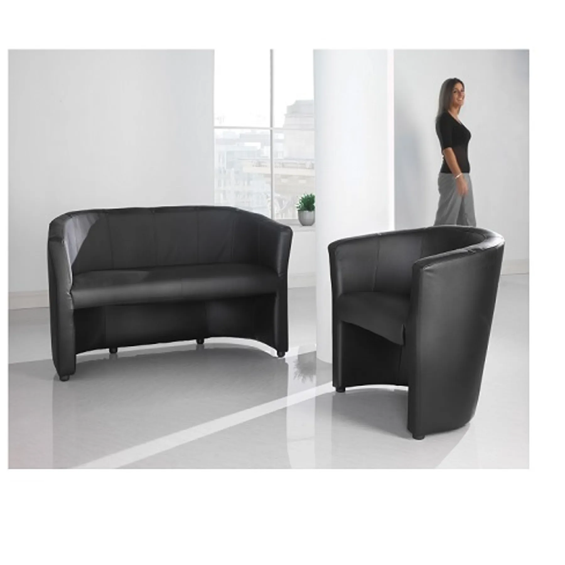 LOF Direct Dams London Leather tub chair LON50001 Single Chair Roomset 2
