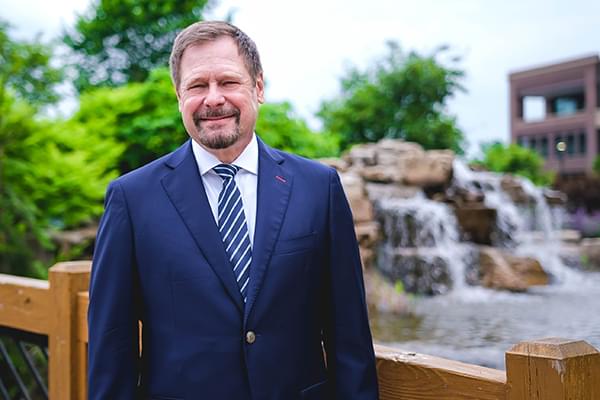 Photo of Dan Hypes, CFP®, CeFT®