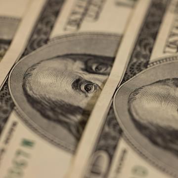 The Real Impact of Inflation on American and Canadian Consumers