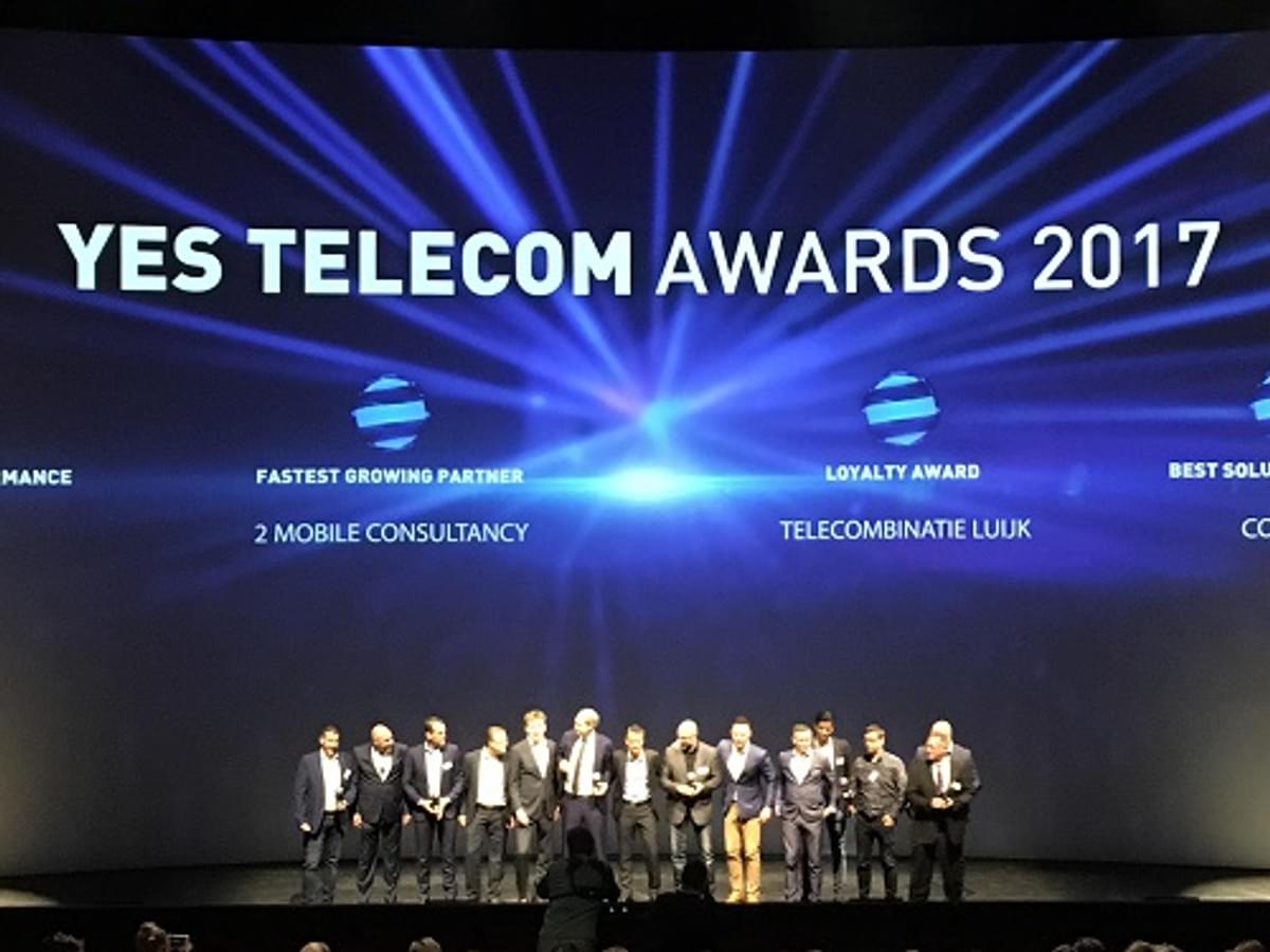 Yes Telecom reikt tijdens jaarlijkse borrel partner awards uit image