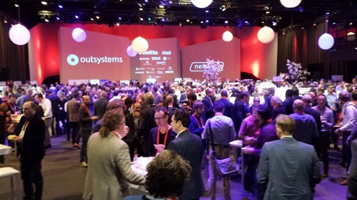 Groeiend OutSystems wil muren doorbreken image