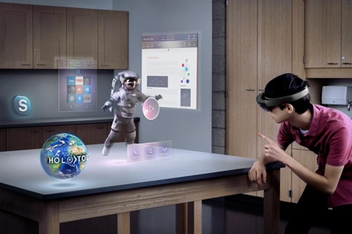 Microsoft vernieuwt HoloLens image