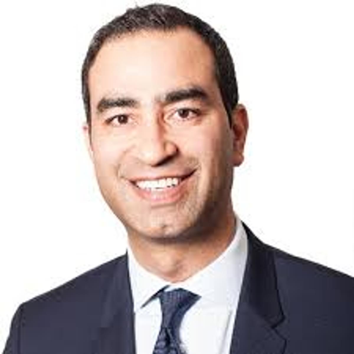 Software AG verkoopt onderdelen en ziet CEO Sanjay Brahmawar vertrekken image