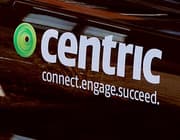 Centric en Webhelp vieren tienjarig jubileum met nieuw contract