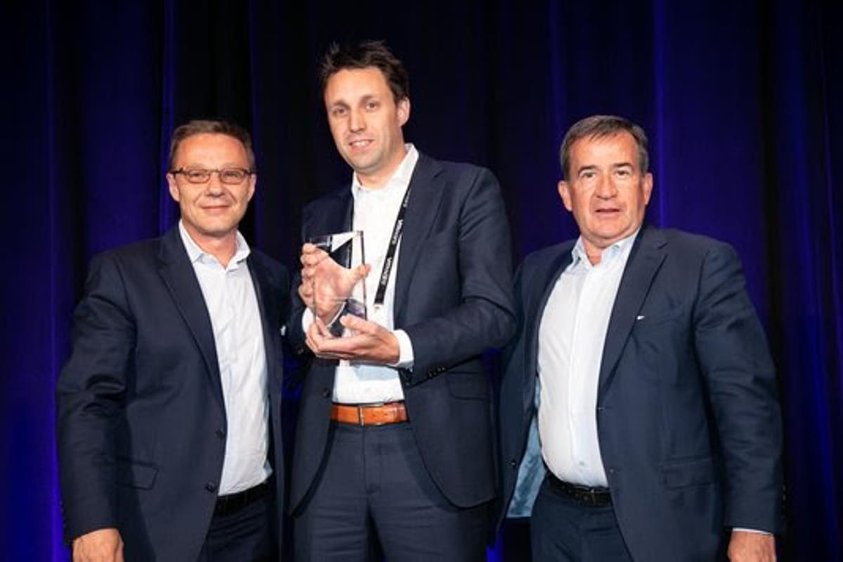 PQR wint Global VMware Solution Provider of the Year-award image