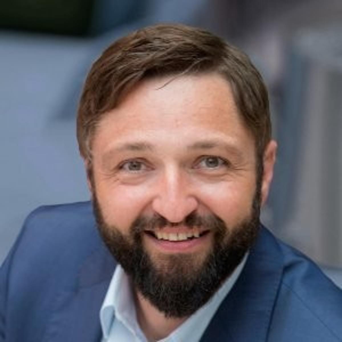Oliver Tuszik volgt Wendy Mars op als president EMEA-regio bij Cisco image