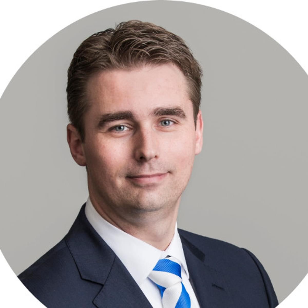 Nederlanders vrezen cybercriminaliteit, groeiende groep mijdt internet image