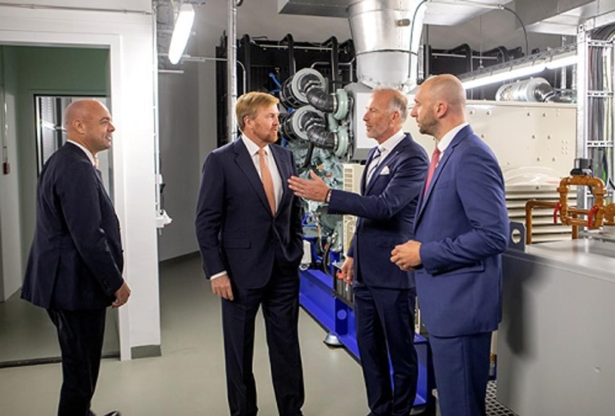 Koning Willem-Alexander bezoekt de NTT Data Center Campus image