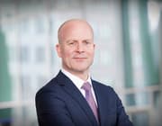 Oud-minister Raymond Knops is partner en strategisch adviseur bij Valcon