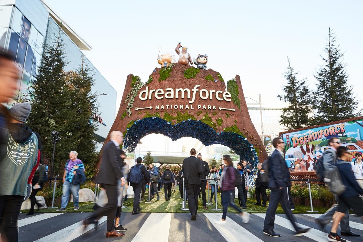 Salesforce Dreamforce wordt digitaal event image