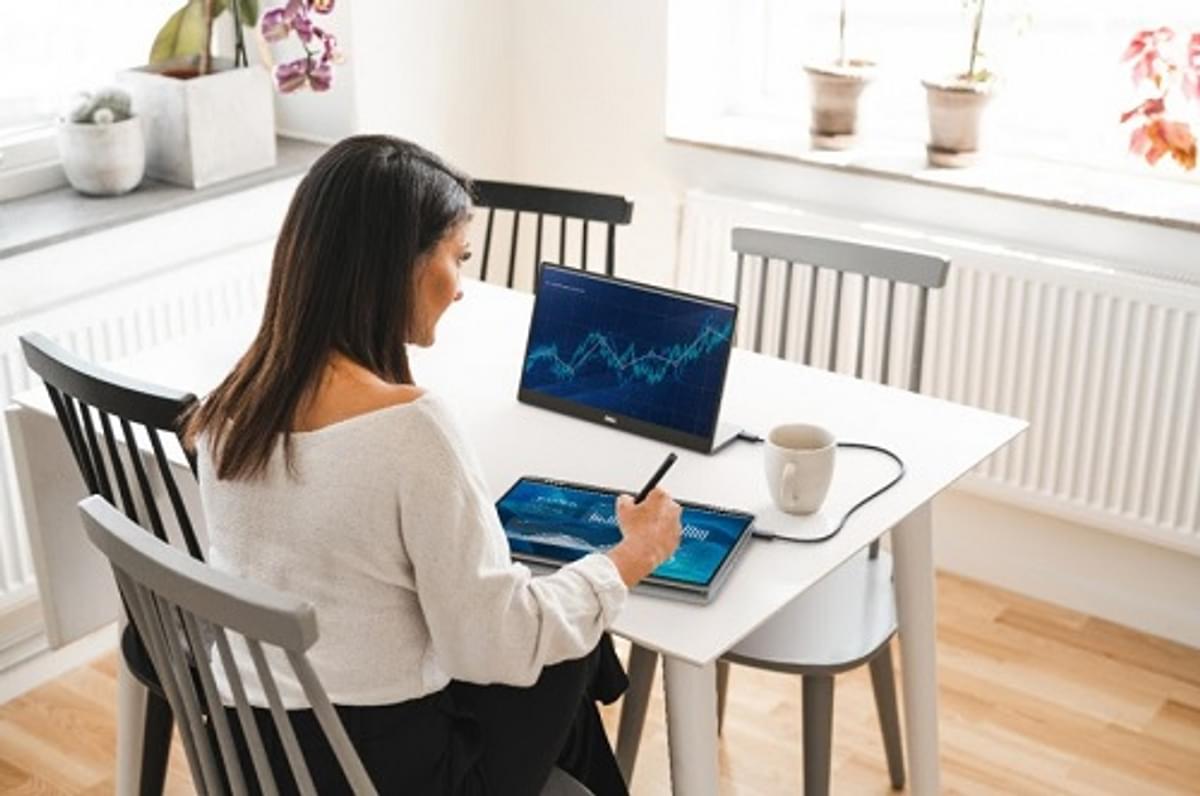 Dell presenteert nieuwe monitors voor thuis en onderweg image