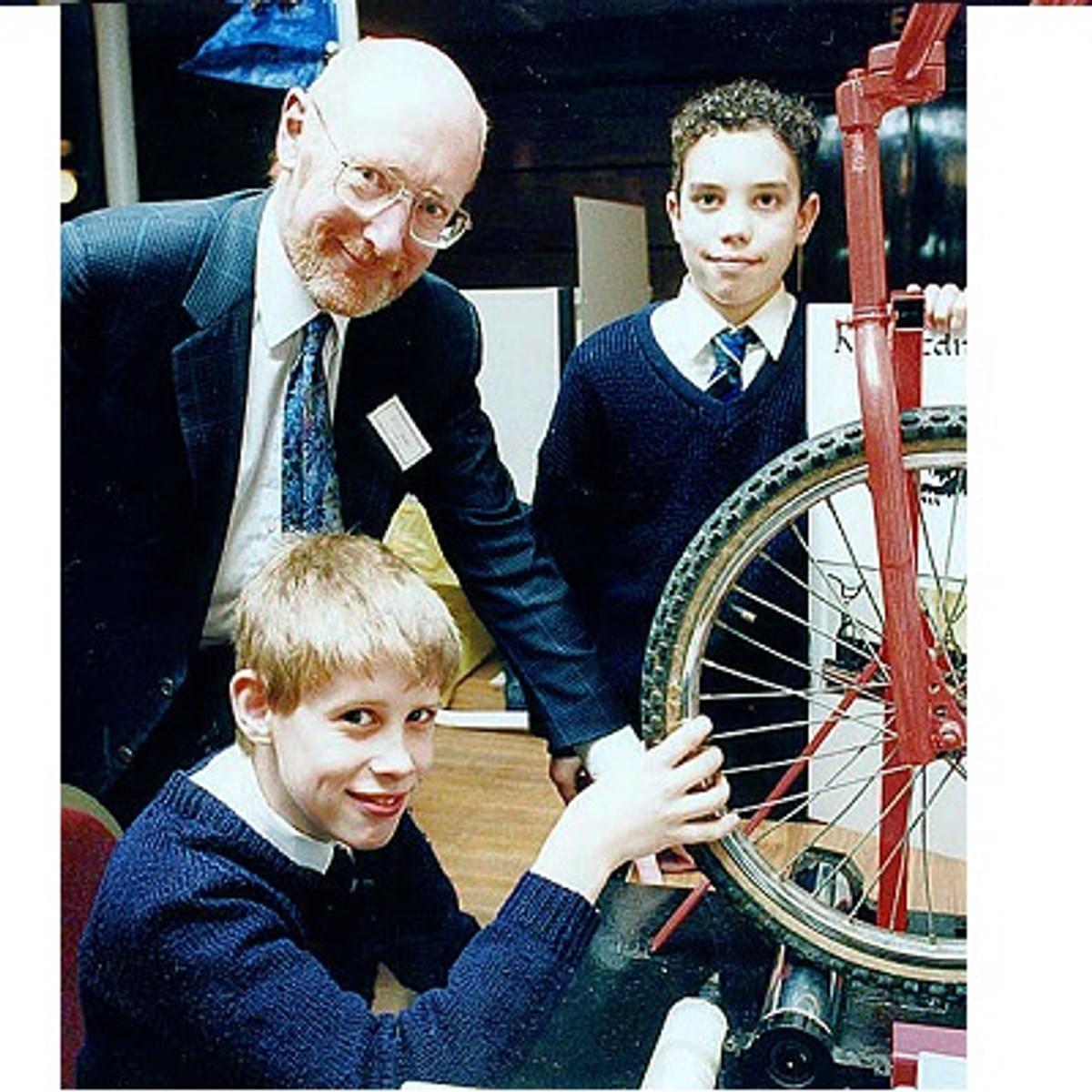 Britse computer pionier Sir Clive Sinclair overleden image