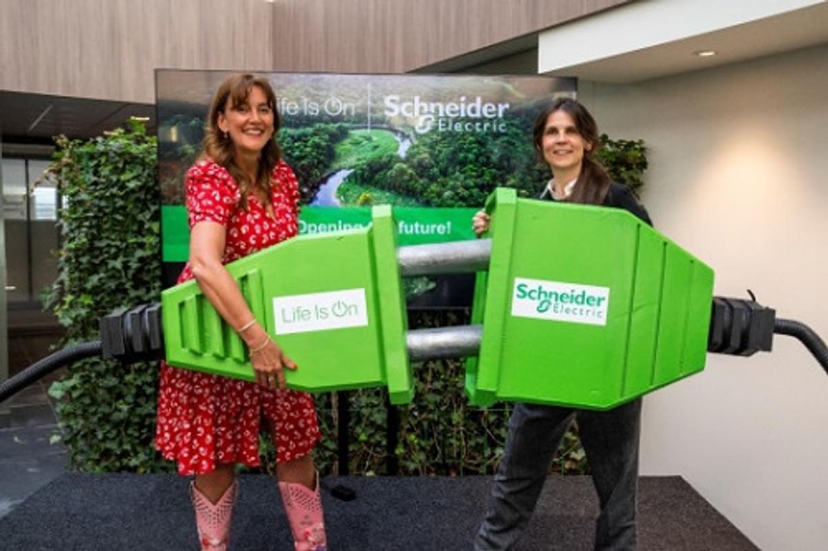 Schneider Electric opent duurzaam flagshipkantoor in Hoofddorp image