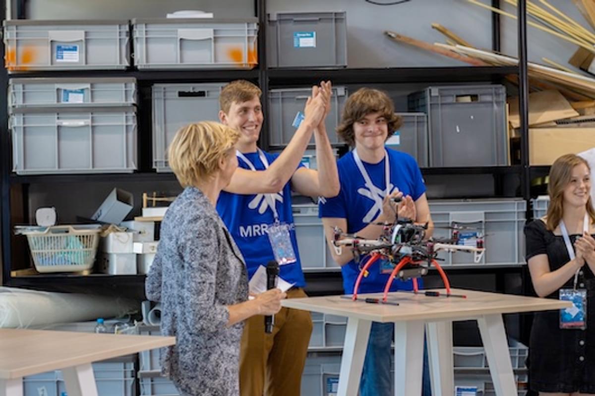 Fontys studenten winnen TU/e prototyping award met autonome drone image