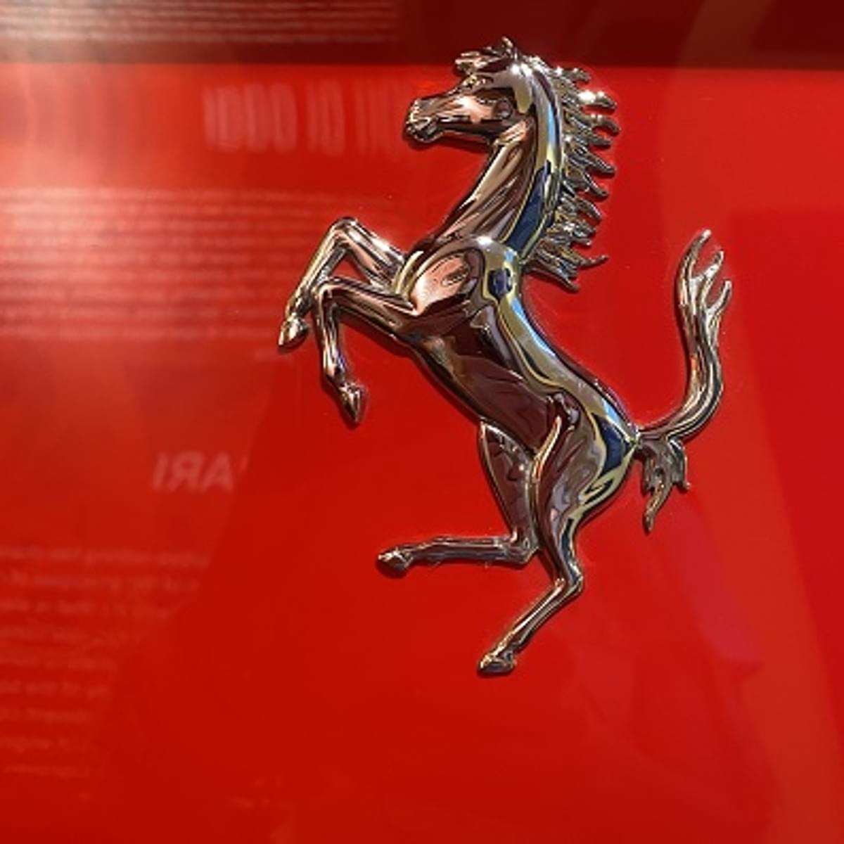 AWS ondersteunt Scuderia Ferrari HP bij optimalisatie assemblageproces Formule 1 powerunits image