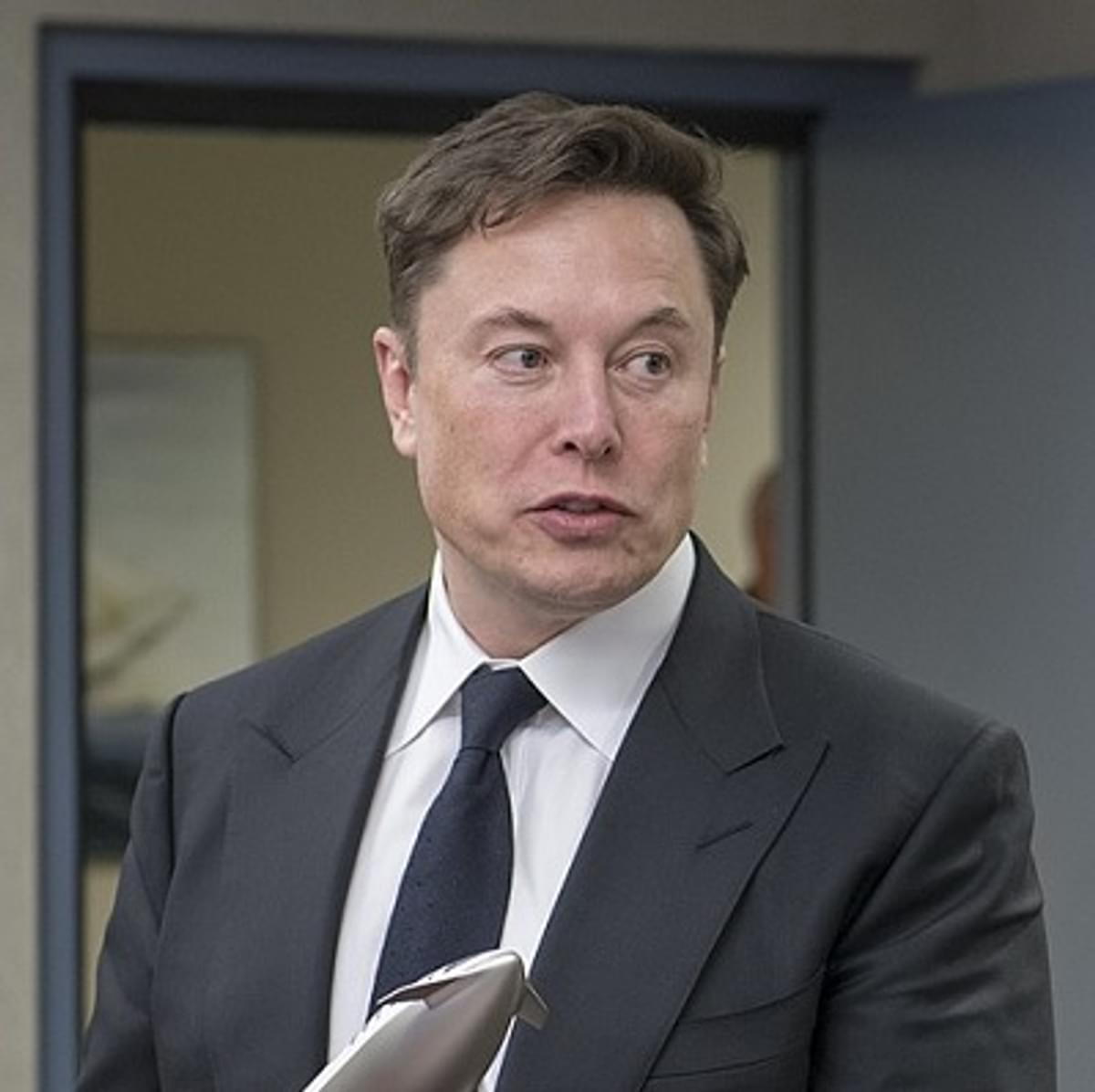 Elon Musk richt X.AI op image