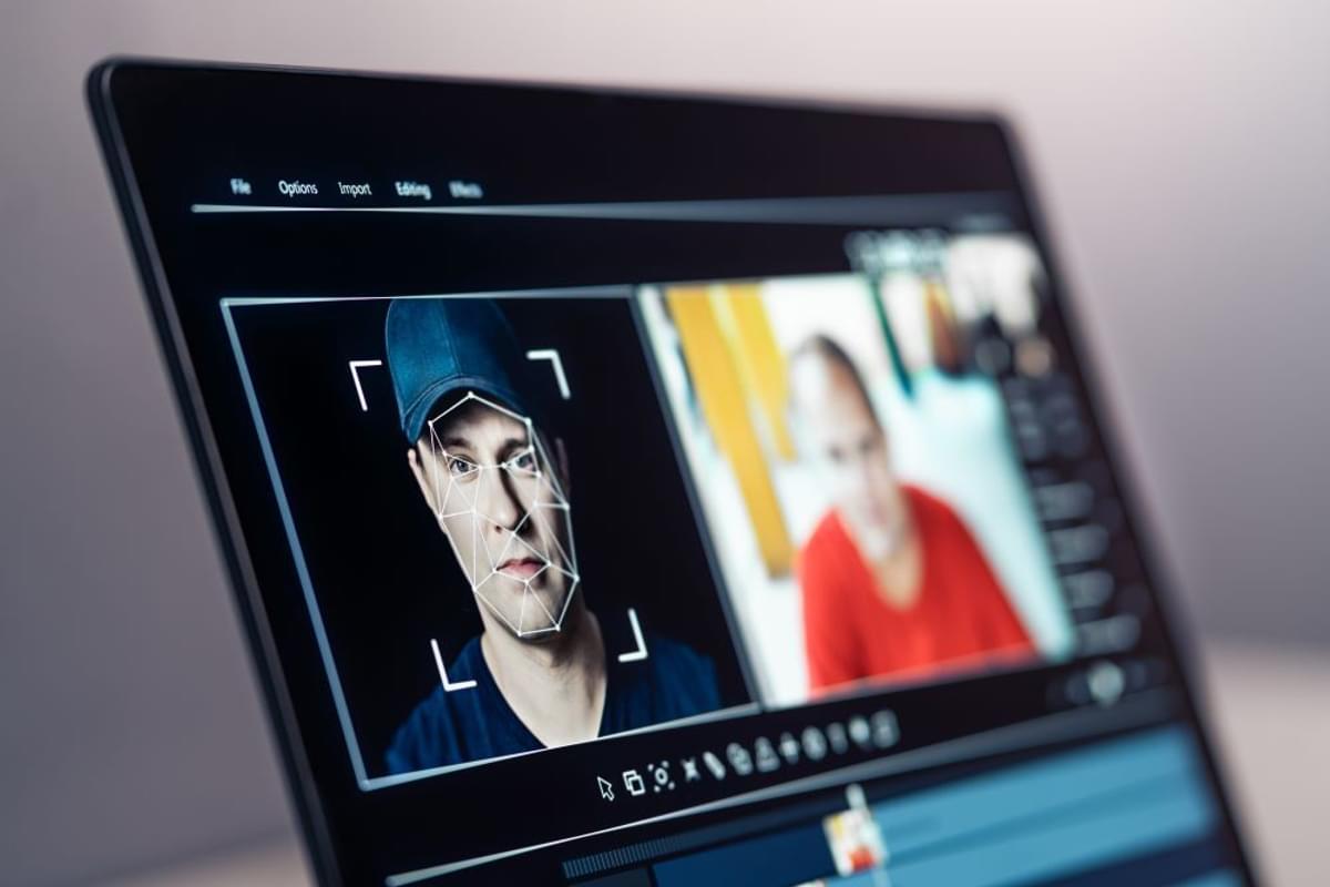 Van deepfakes tot 'Dark LLM's': AI drijft de evolutie van cybercriminaliteit aan image