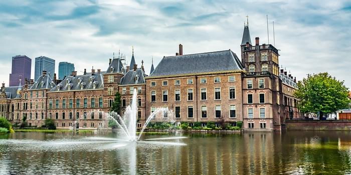 Rijksoverheid Pauzeert Cloudmigraties: Geen Onomkeerbare Stappen Tot Kamerdebat