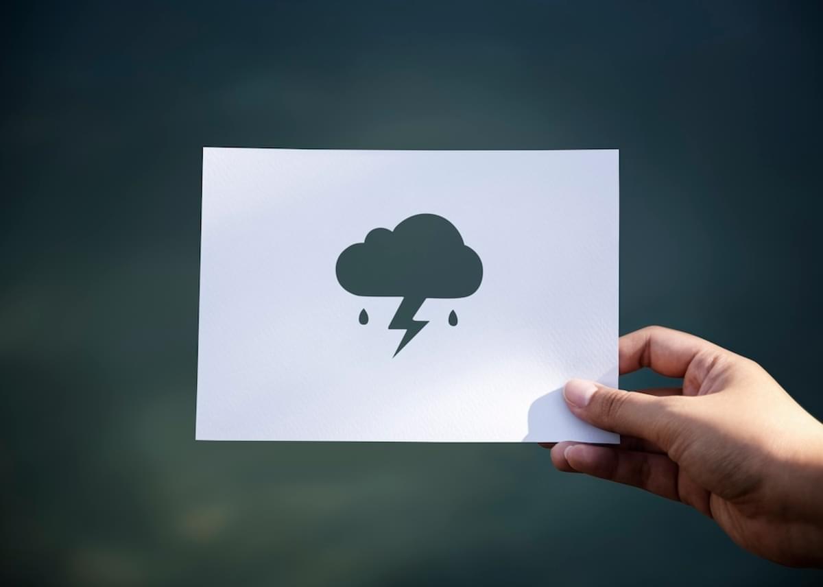 Problemen met Microsoft en onbereikbare noodnummers door wereldwijde computerstoring image