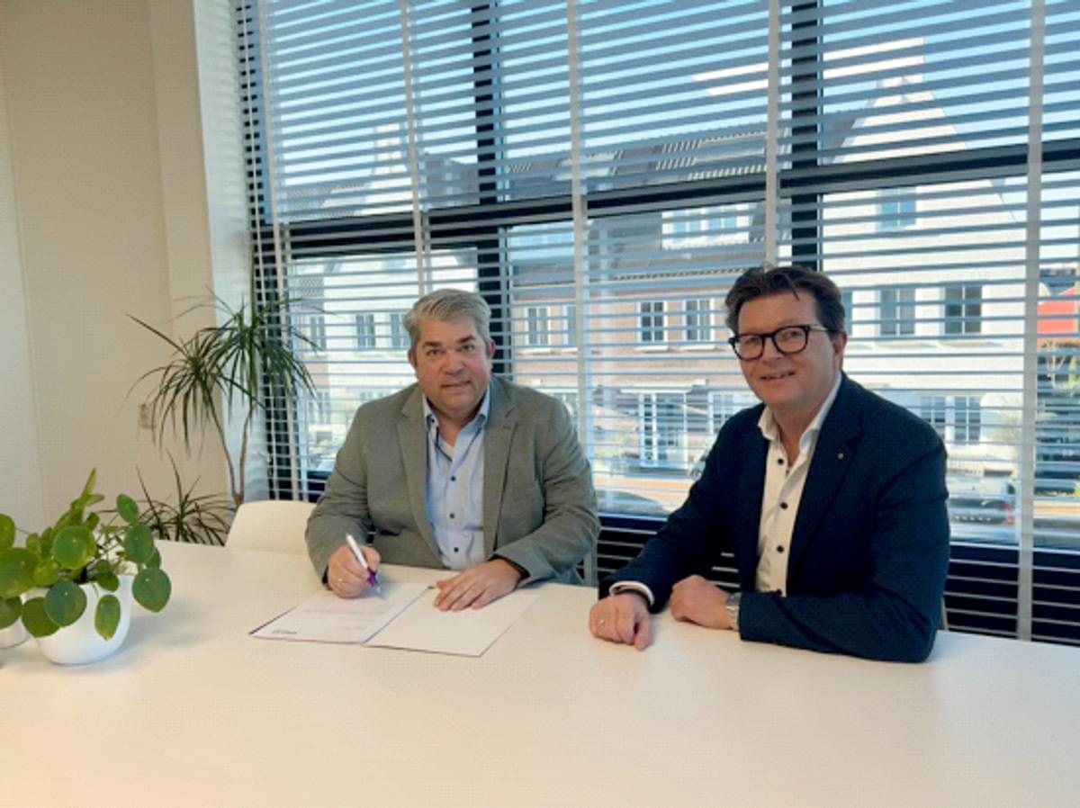 Dovilo neemt Effect ICT over image