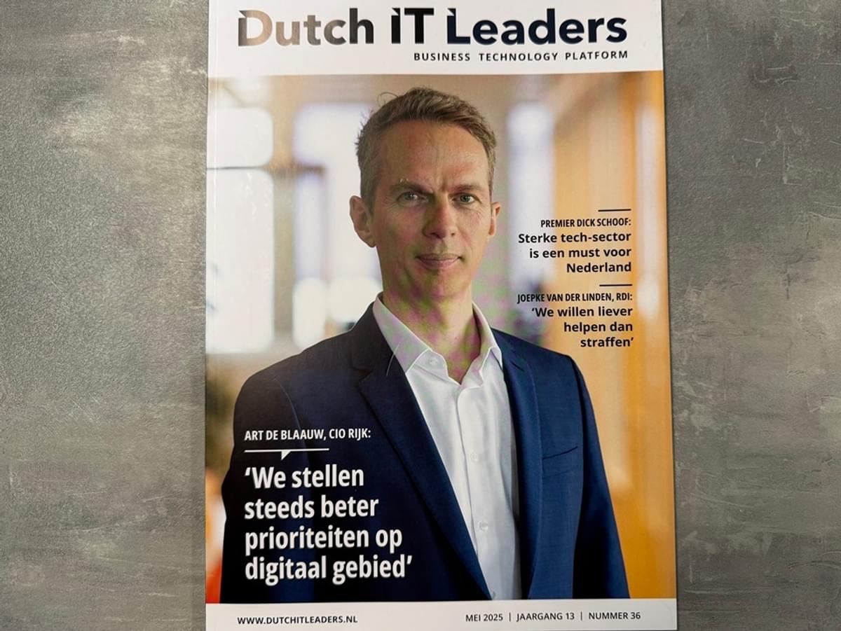 Nieuw E-magazine Dutch IT Leaders met Art de Blaauw (CIO Rijk) op de cover image