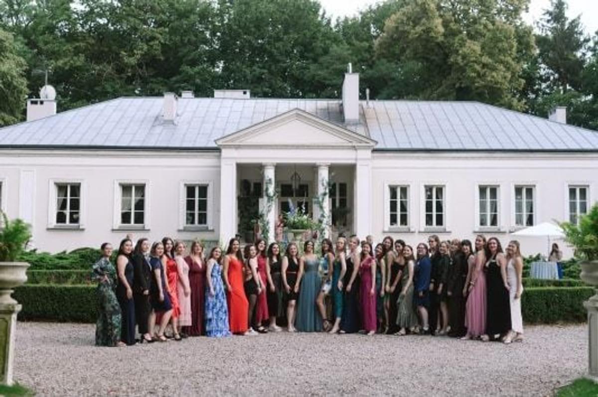 Huawei's ‘School for Female Leadership’ ontwikkelt vrouwelijk toptalent voor de digitale toekomst image