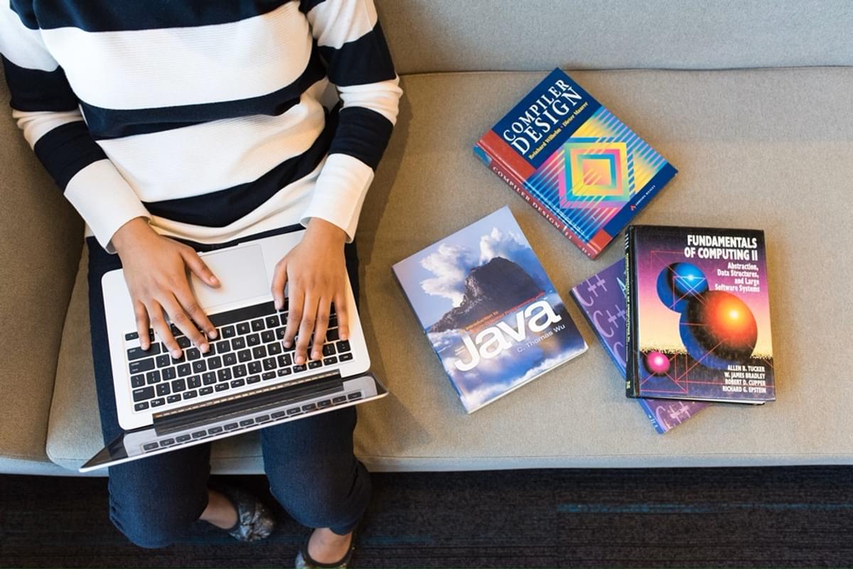 Voor jezelf beginnen in de IT-sector? Dit zijn de voor- en nadelen image
