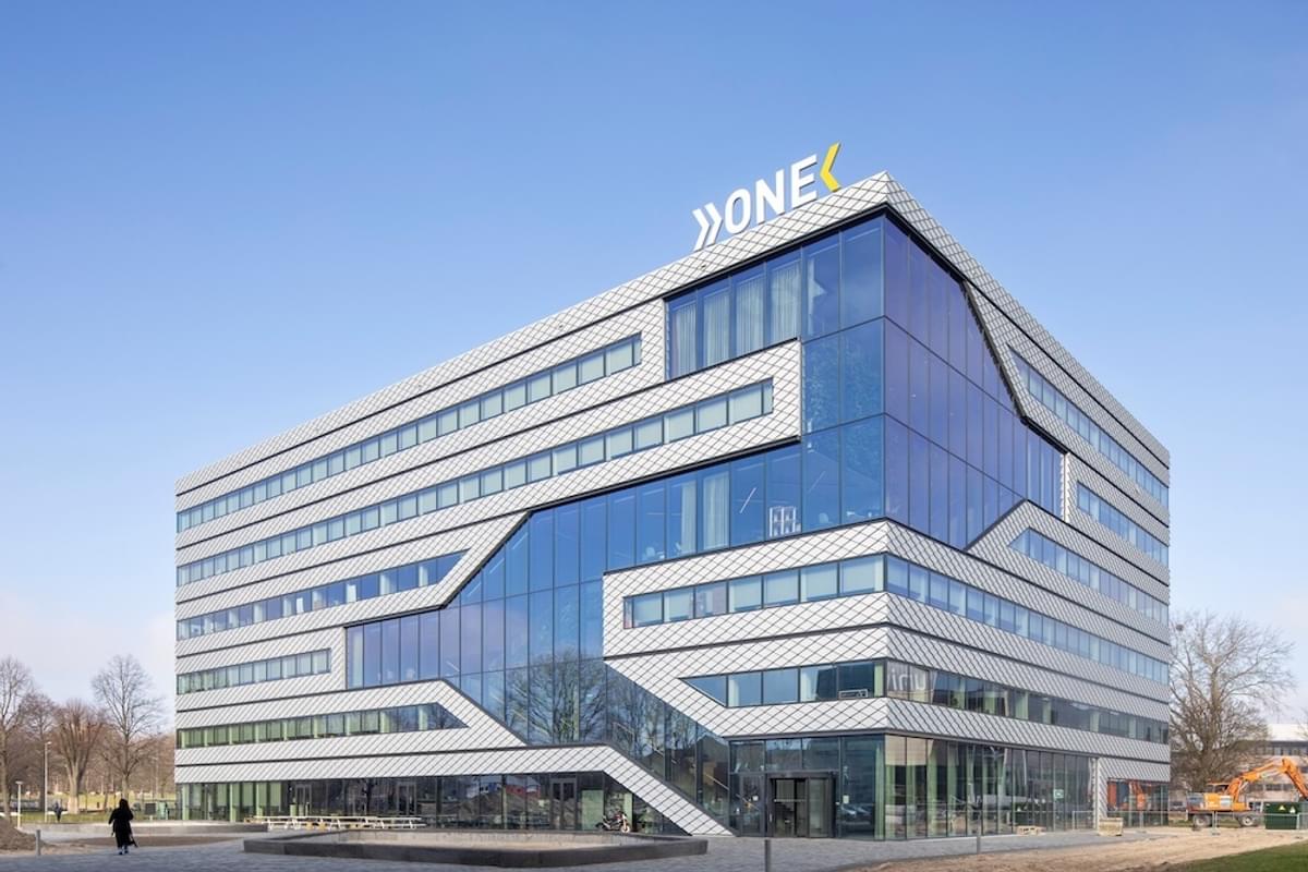 Surebird verplaatst hoofdkantoor naar Matrix Innovation Center image