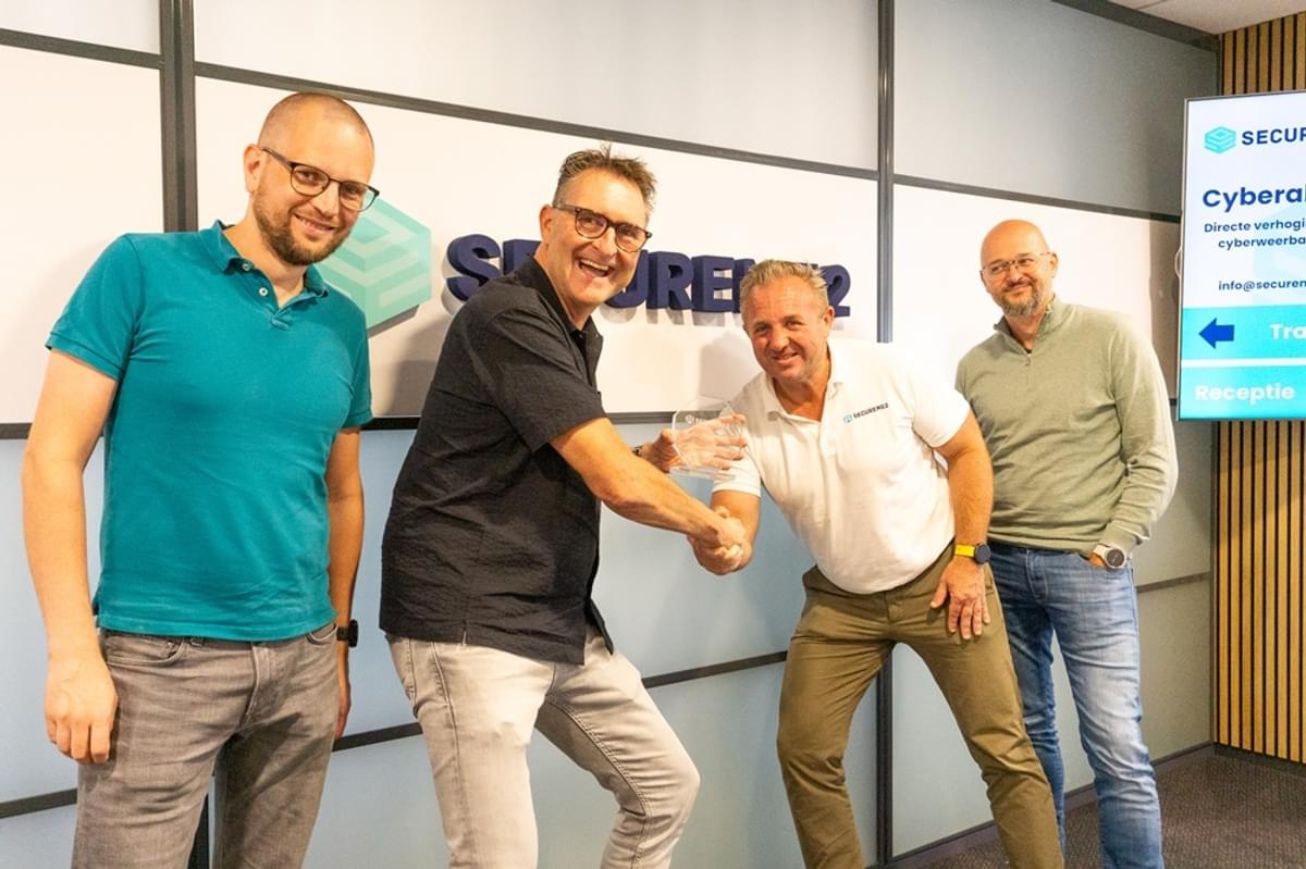 SHS Systems ontvangt award van SecureMe2 voor langste partnerschap image