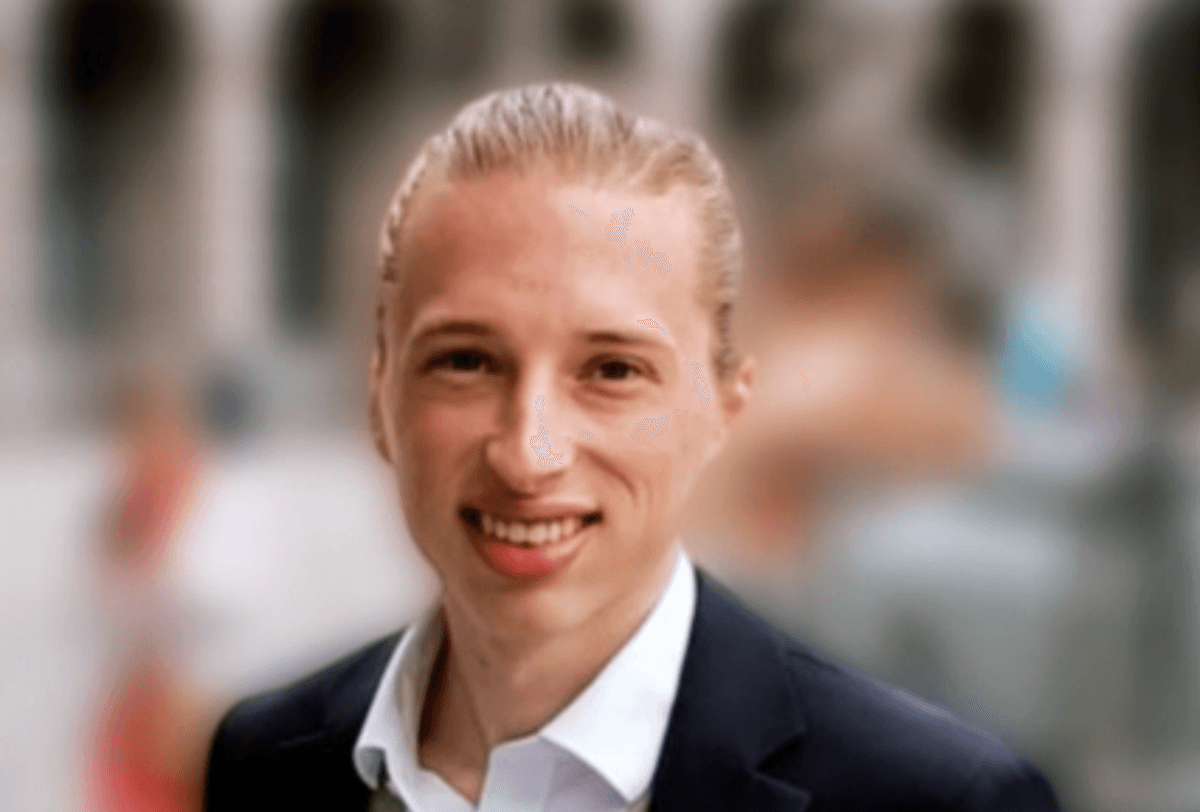 Vincent van Dijk spreekt tijdens Dutch IT Security Day over risk-based security image