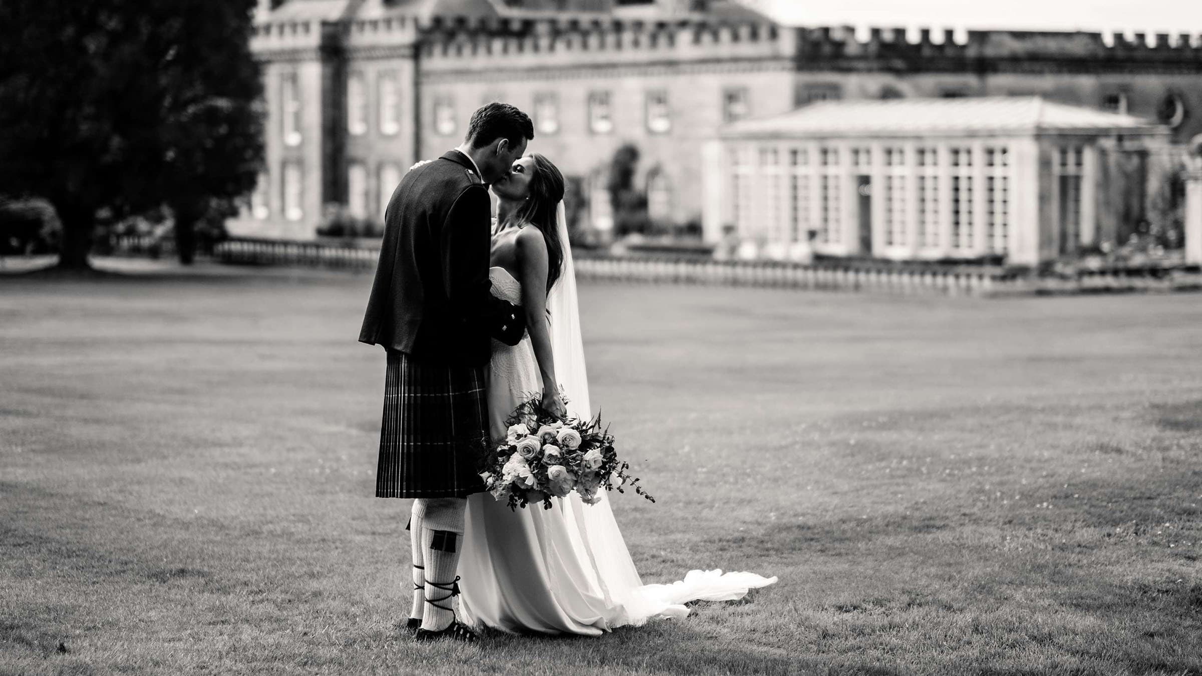 Black & White Lucy and Tom Gordon Castle Wedding
