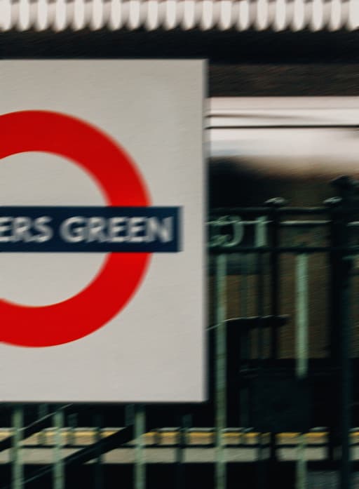 GarçonJon London Underground