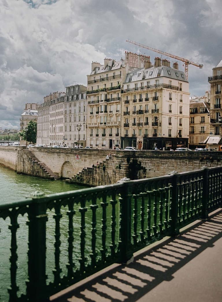 Johnstons of Elgin Parisian Bridge
