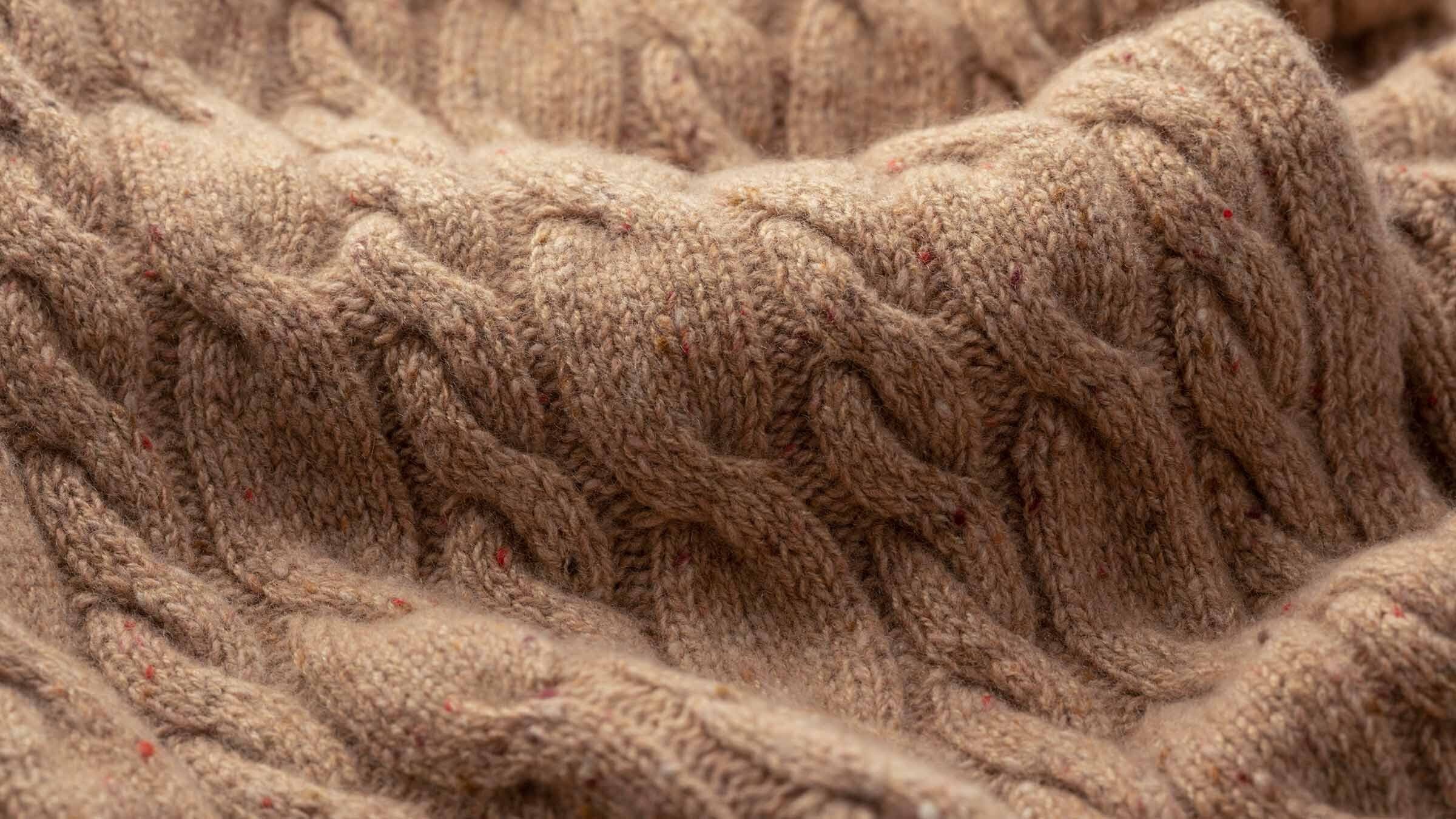 Johnstons of Elgin Donegal Cashmere Cable Scarf in Camel
