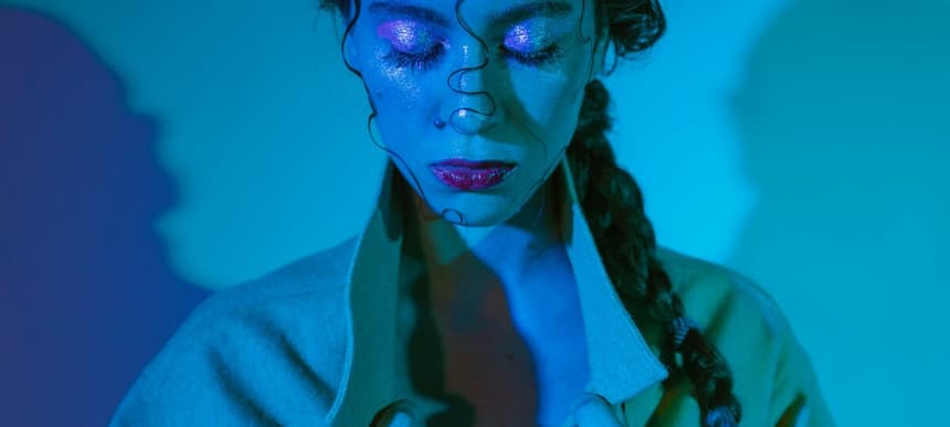 Abby Diamond Irrelevant 28 Artwork29