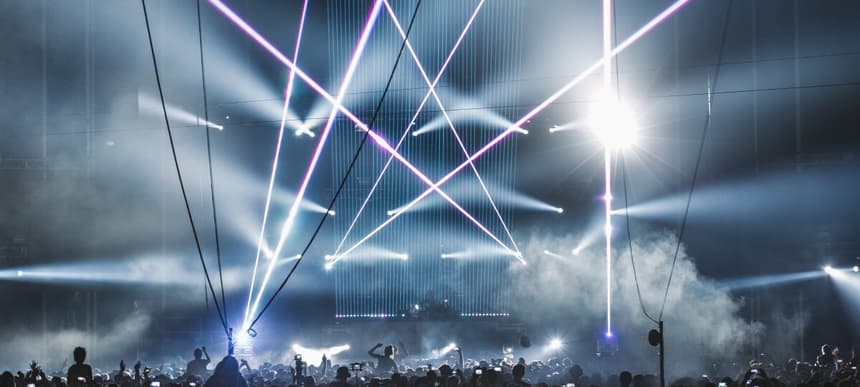 FIELDDAY 2017 AWH 2226 CREDIT FANATICLIVEEF80 A2 ANDREW WHITTON