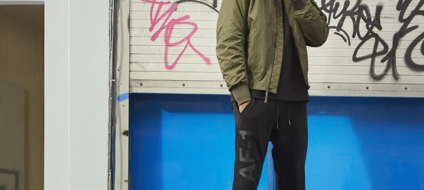 HO17 LONDONFORCE AJTRACEY 006 Bleed